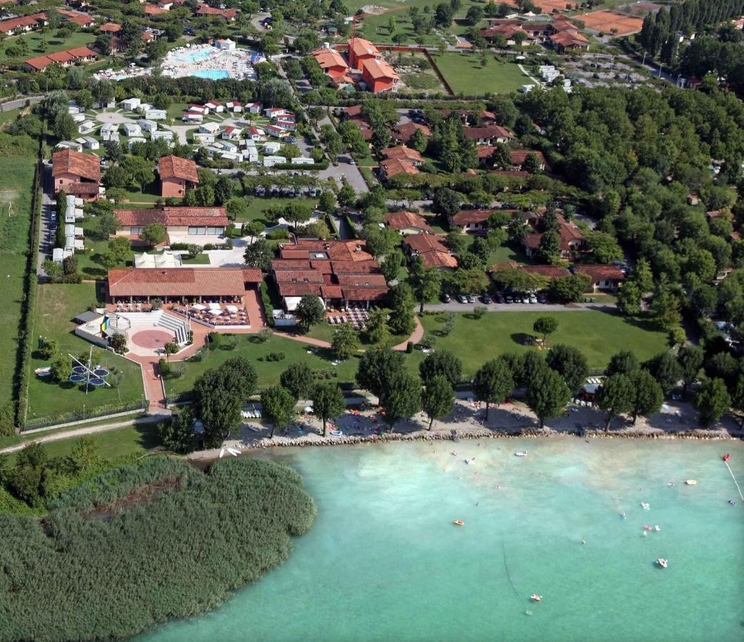 Holiday Homes In Sirmione/Gardasee 22174 Extérieur photo