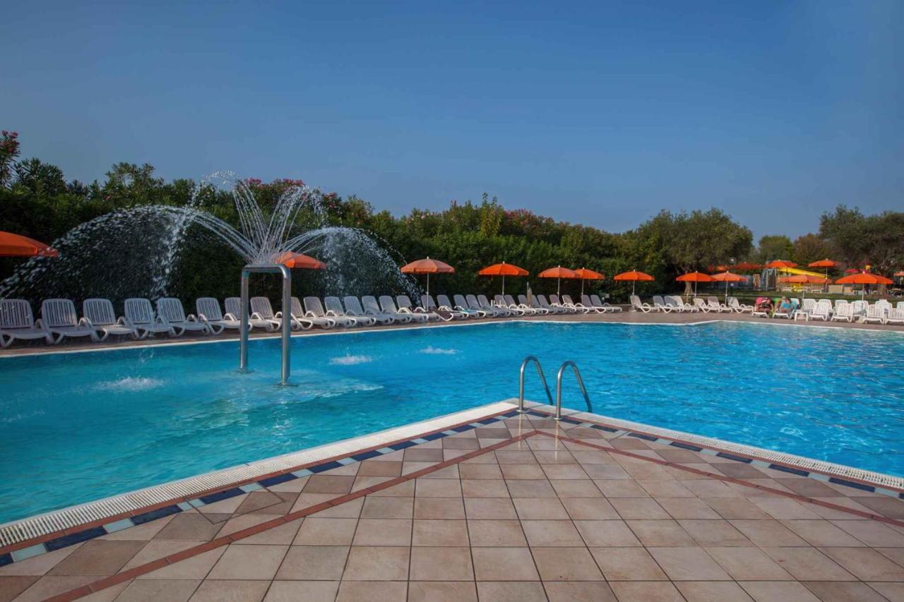 Holiday Homes In Sirmione/Gardasee 22174 Extérieur photo