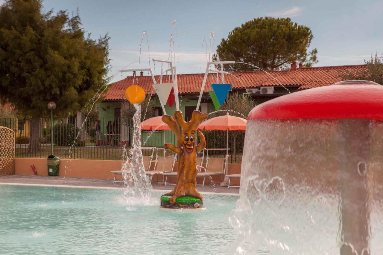 Holiday Homes In Sirmione/Gardasee 22174 Extérieur photo