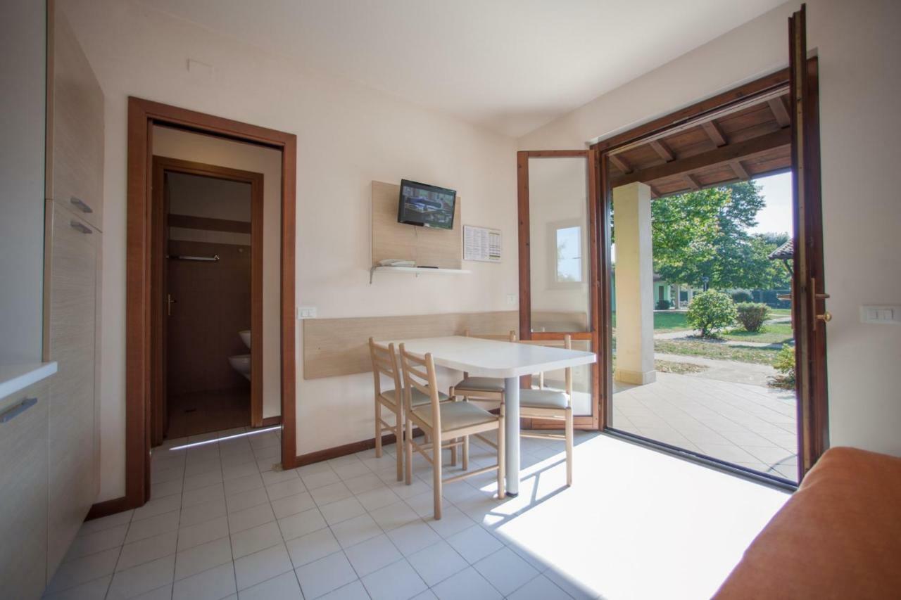 Holiday Homes In Sirmione/Gardasee 22174 Extérieur photo