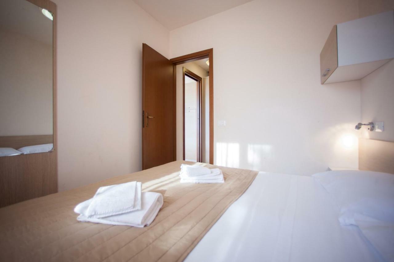 Holiday Homes In Sirmione/Gardasee 22174 Extérieur photo